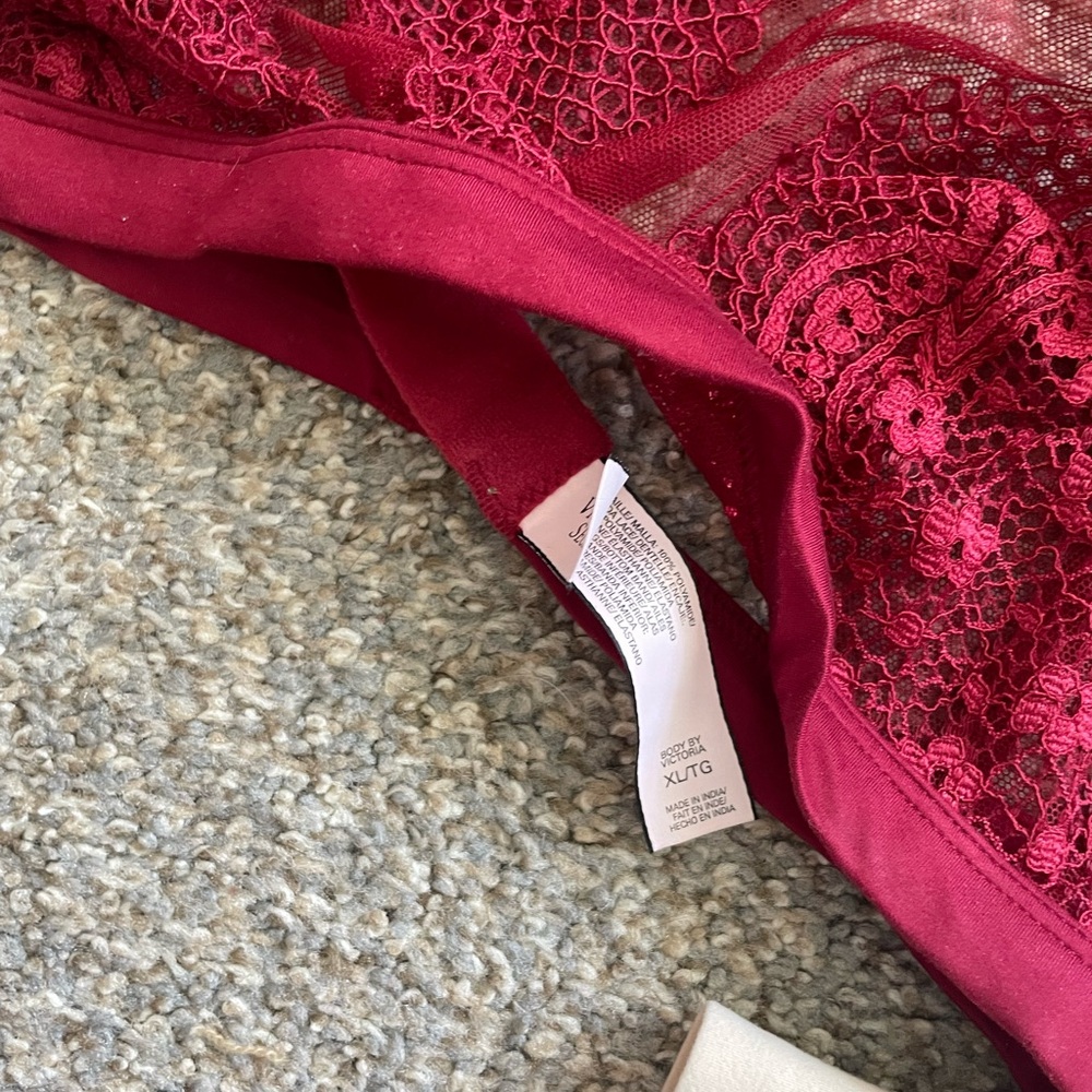 Vs Lace Bra Bundle - image 6